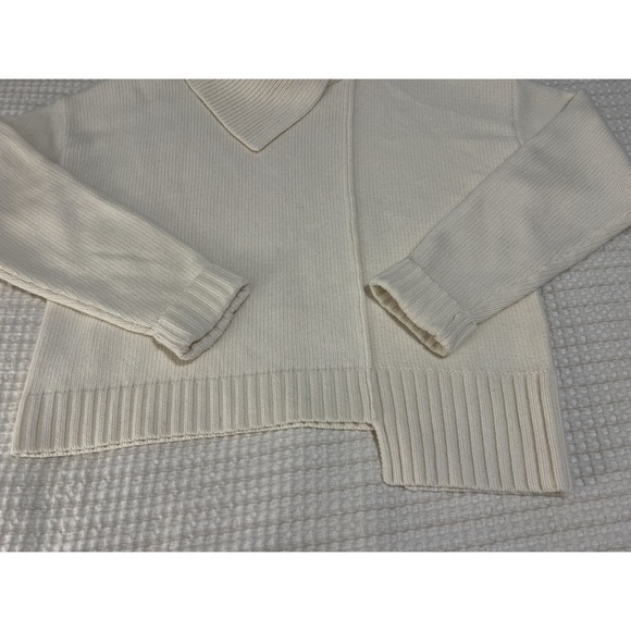 WE-AR4 The Asymmetrical Turtleneck Women’s Medium Beige Wool Sweater - Picture 14 of 17